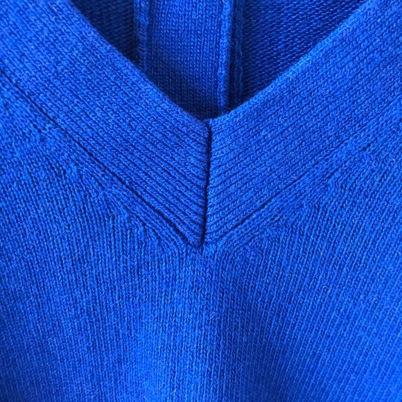 Banana Republic Filpucci back button sweater - Picture 3 of 8